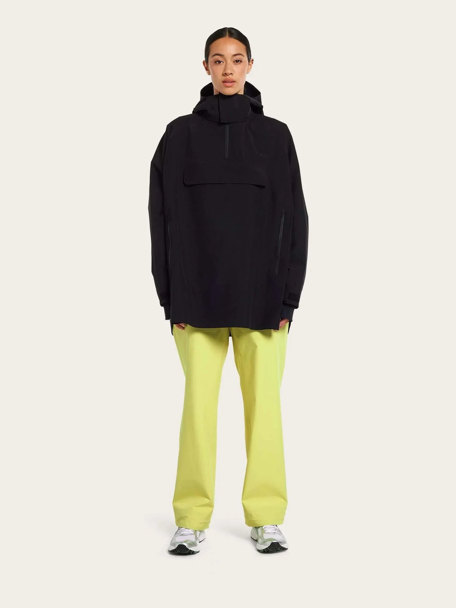 Voss poncho Black - Image 2