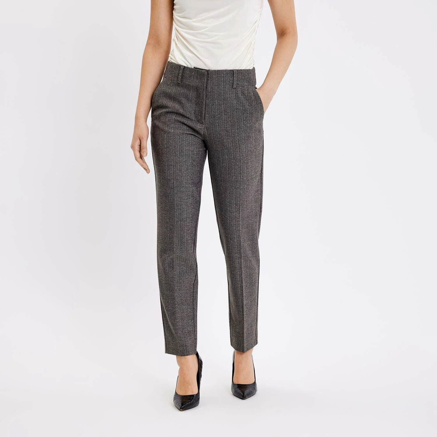 JuliaFV  Cool Taupe Melange - Image 2
