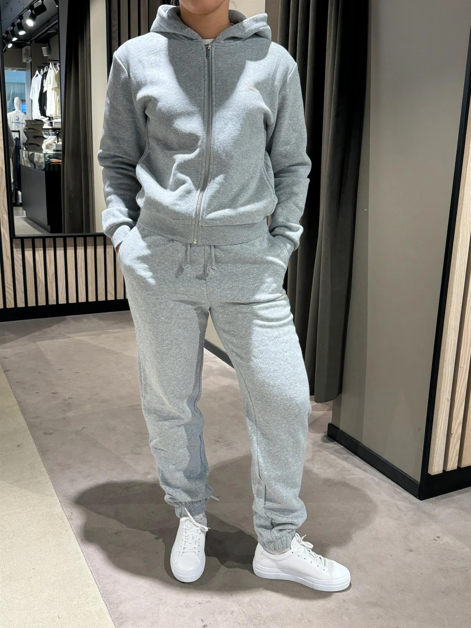 W Regular Trouser  Grey Mix