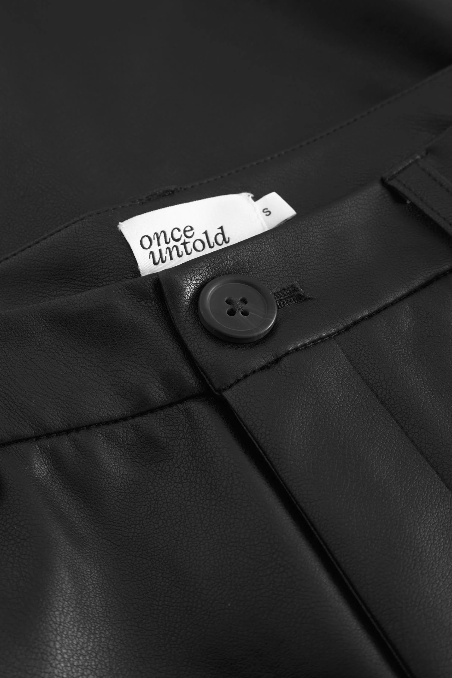 Lumi Cropped Trouser Black - Image 2