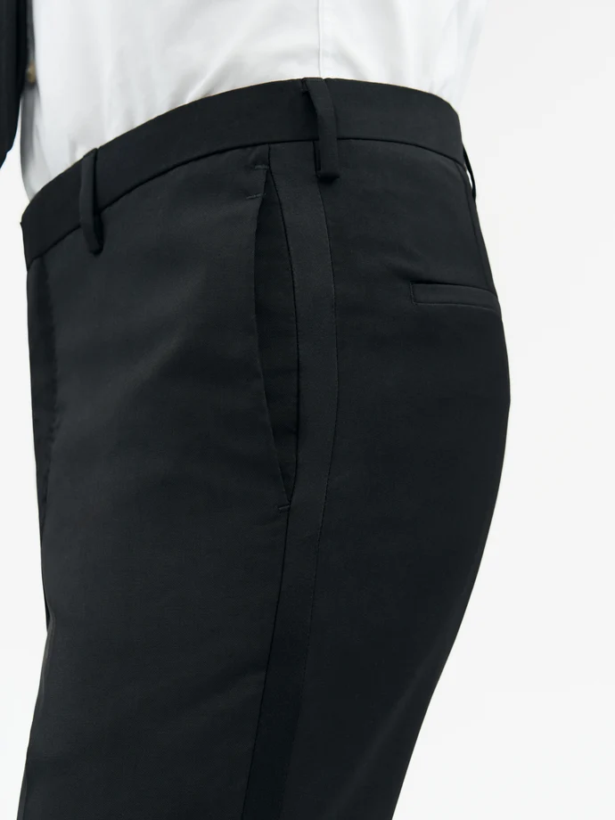 THULIN  Black - Image 2