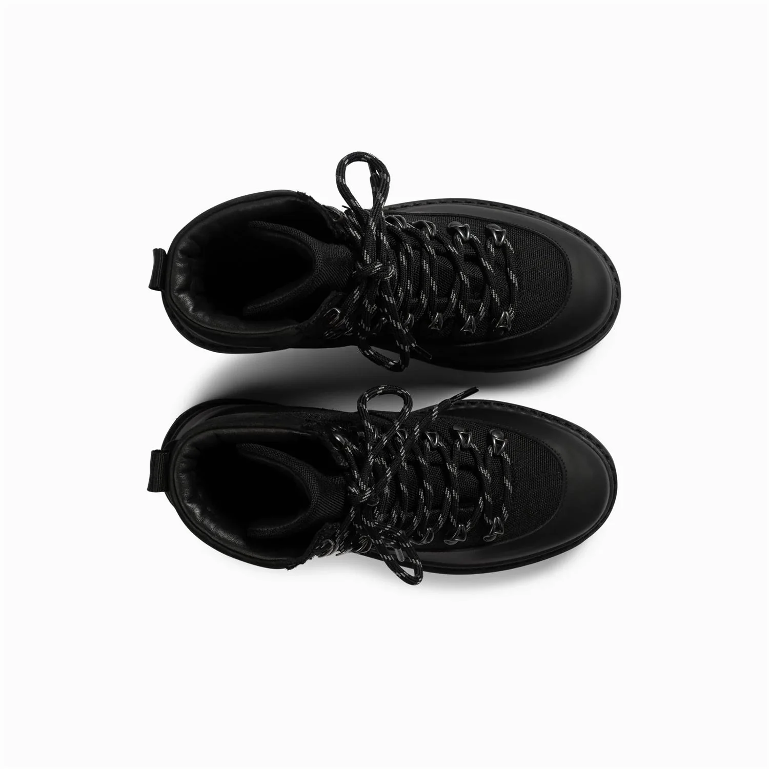 Hiking Cap W Nubuck Black - Image 2