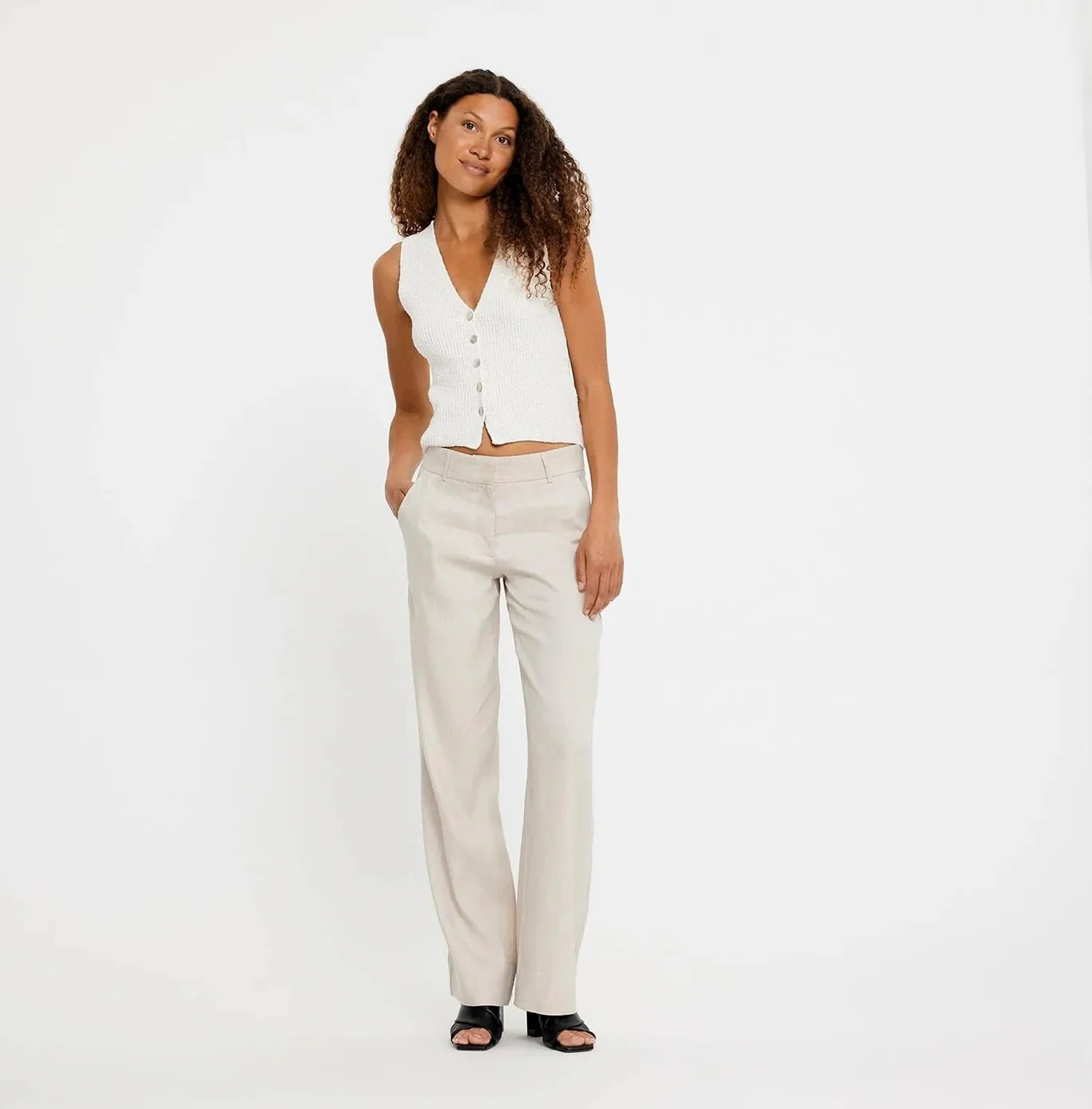 DenaFV 769 Sand Linen