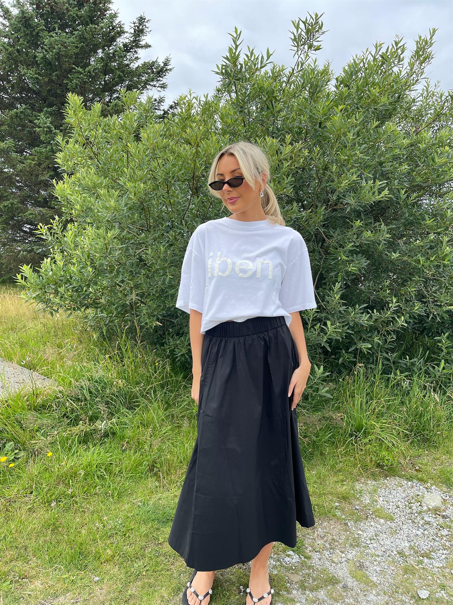 Yara Poplin Skirt Black