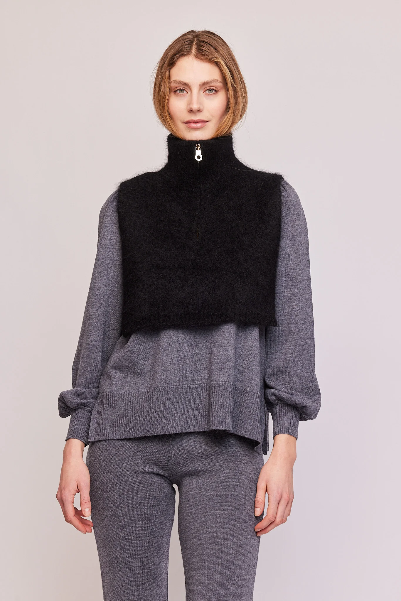 Belinda chunky high neck  Black - Image 2