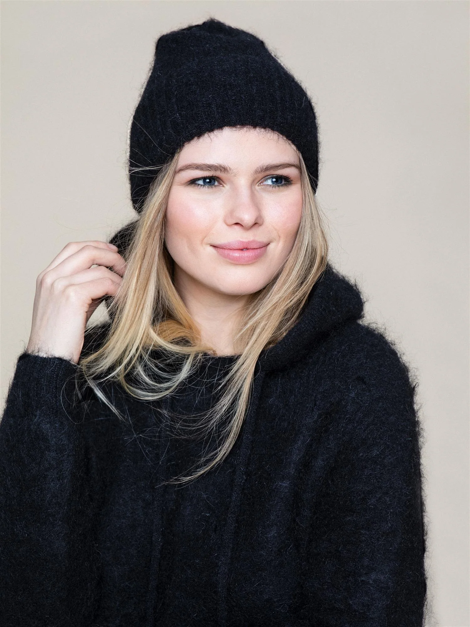 Silje chunky hat Black