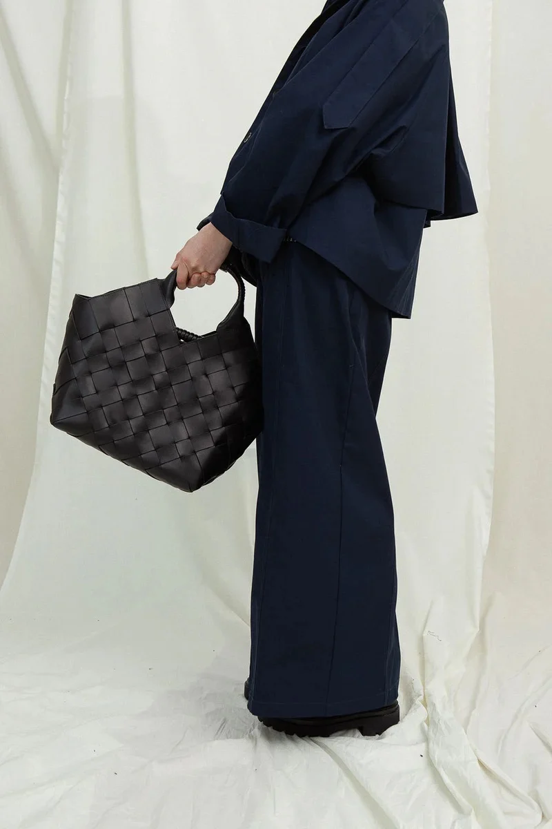 Misu L, Black, O Black - Image 4