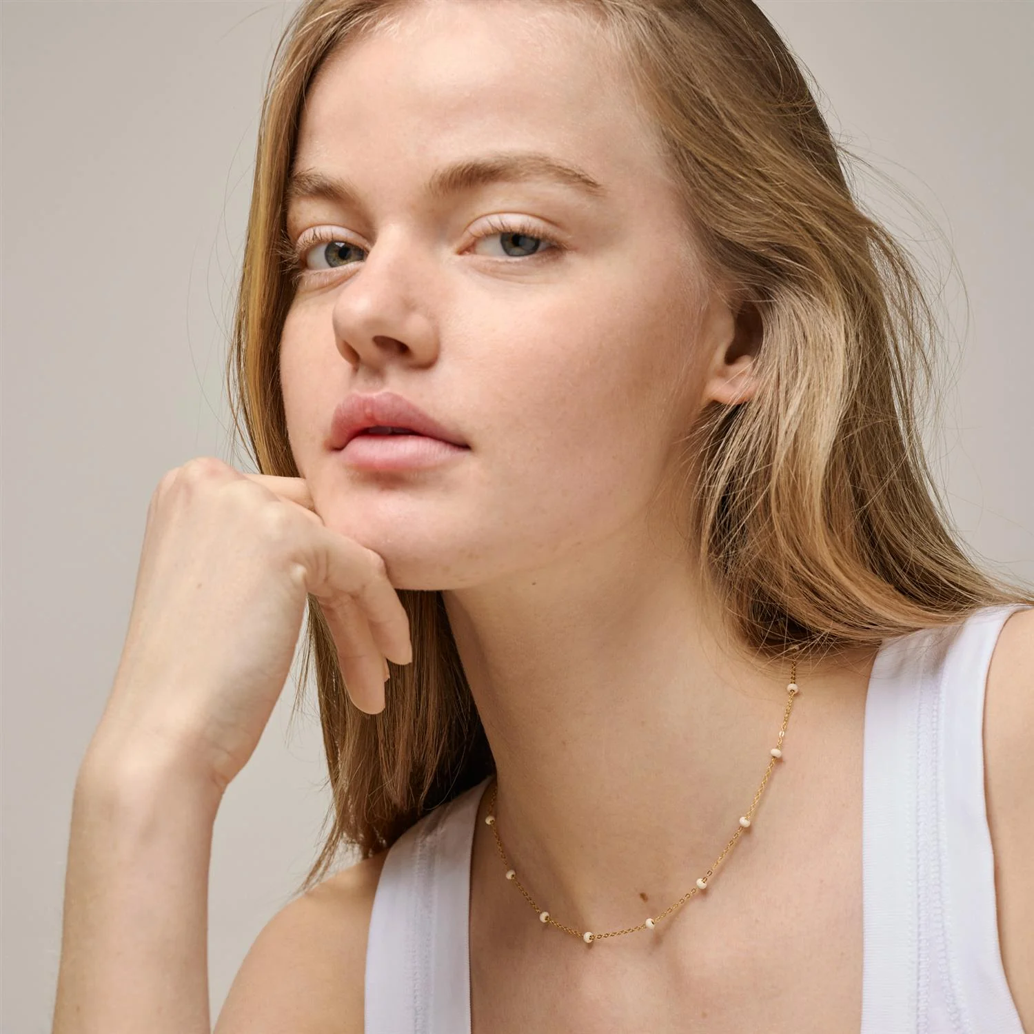 Necklace, Lola Bold  Daisy - Image 2