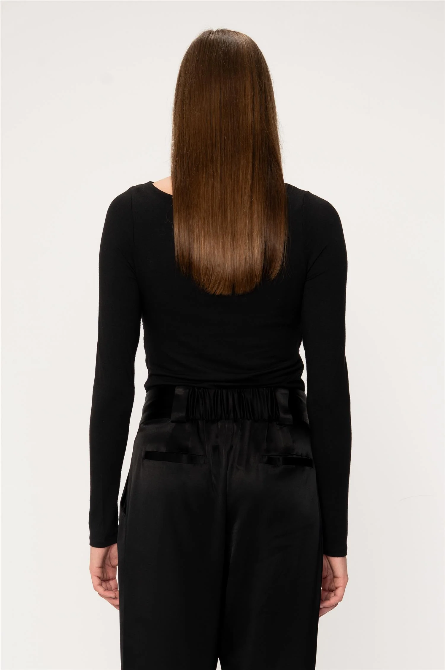 Sabik Black - Image 3