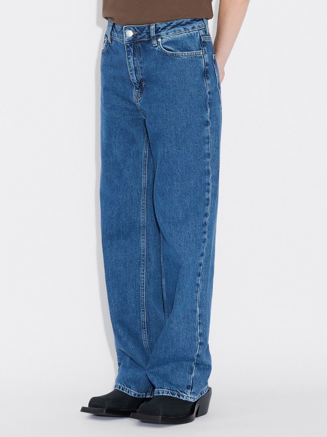 W Wide Jeans Mid Blue - Image 8
