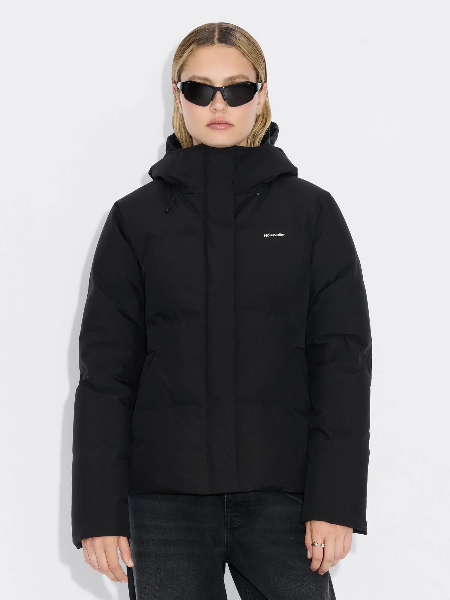 Besseggen Lt Short Jkt Black - Image 3