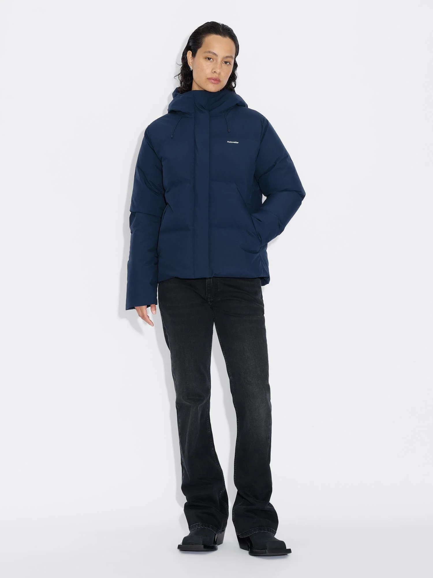 Besseggen Lt Short Jkt  Dk. Navy - Image 5
