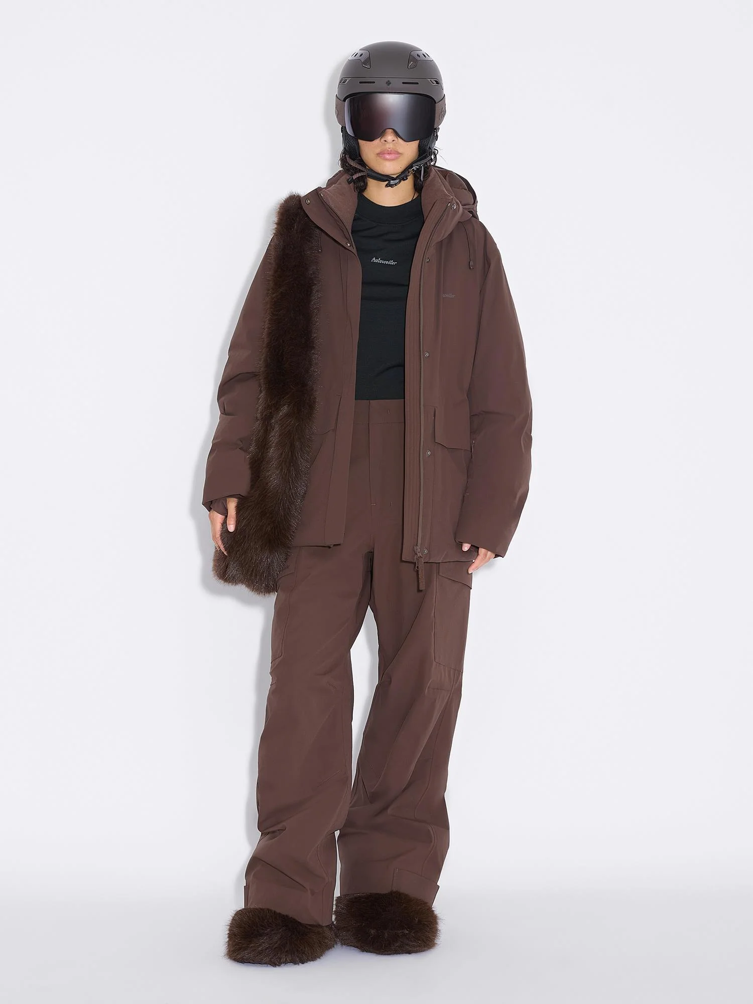 W Tryvann Down Jacket  Dk. Brown - Image 6