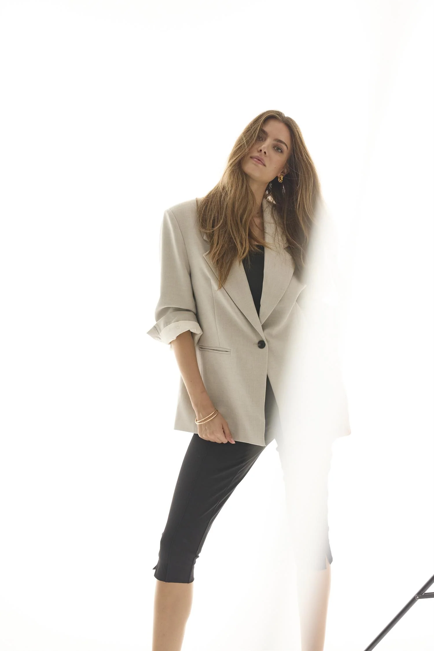 LeenaCC Linen Fitted Blazer Bone - Image 3