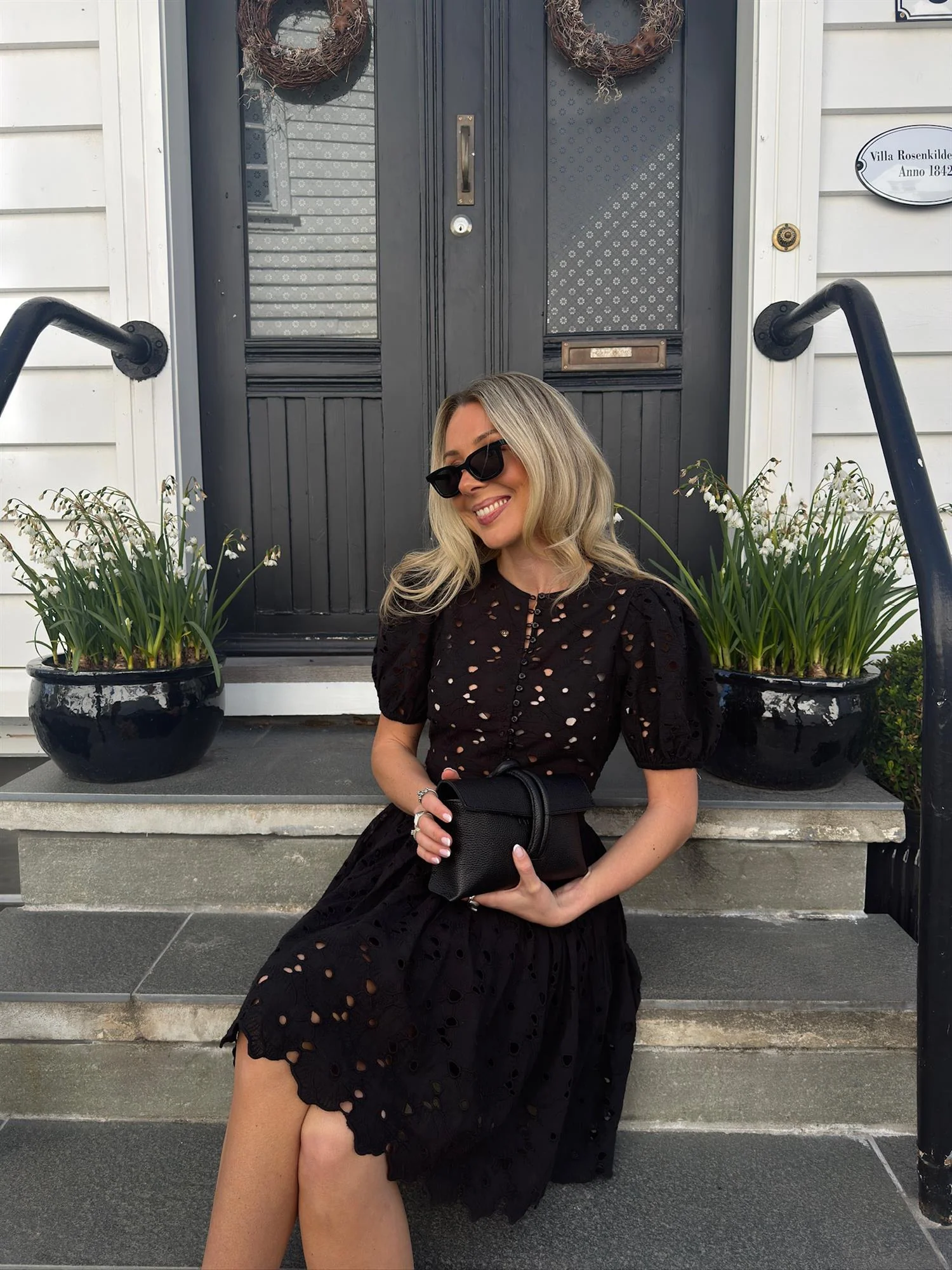 Broderie Anglaise Puffed Dress Black - Image 5