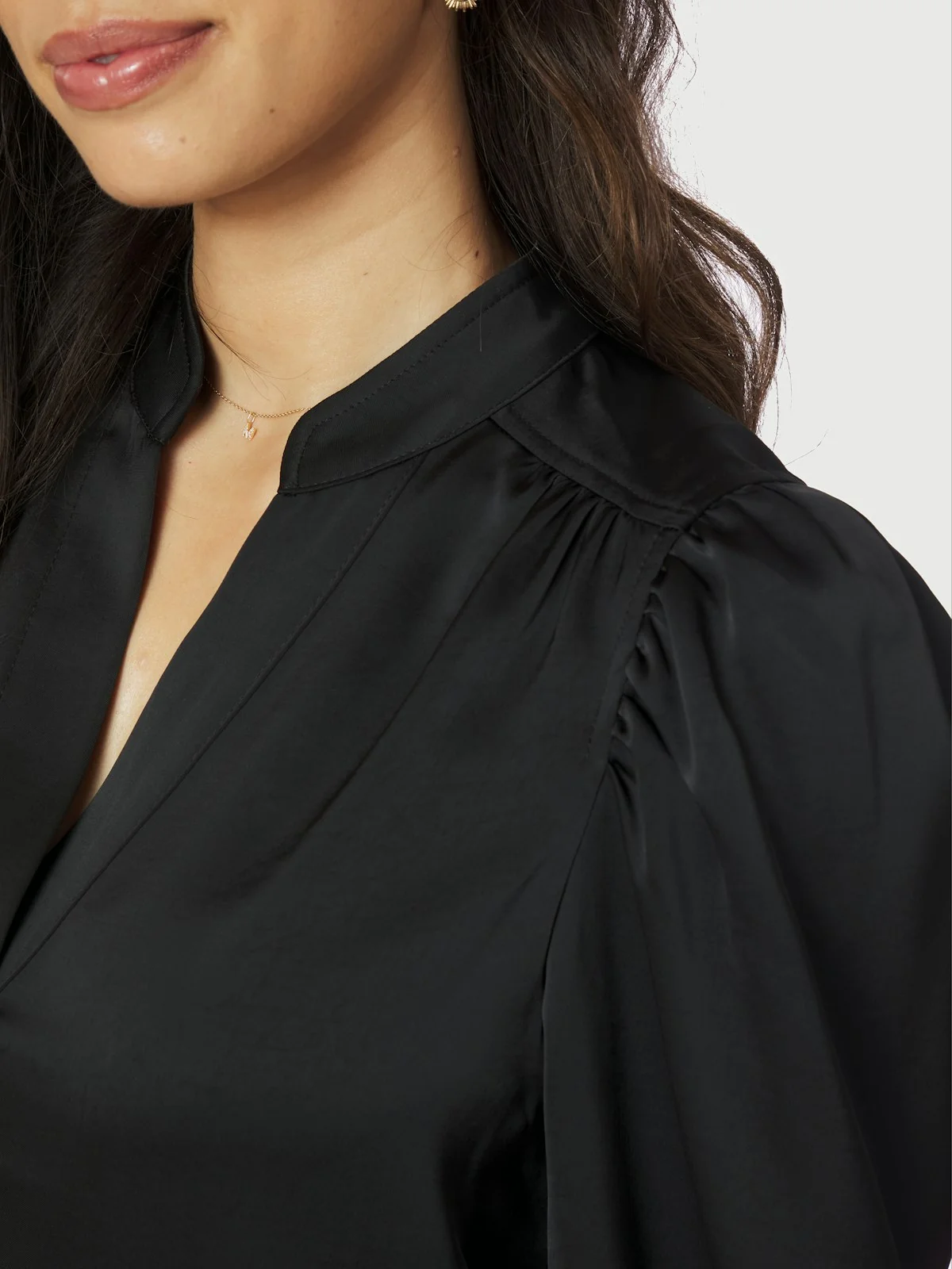 Rosslyn Heavy Sateen Blouse Black - Image 2