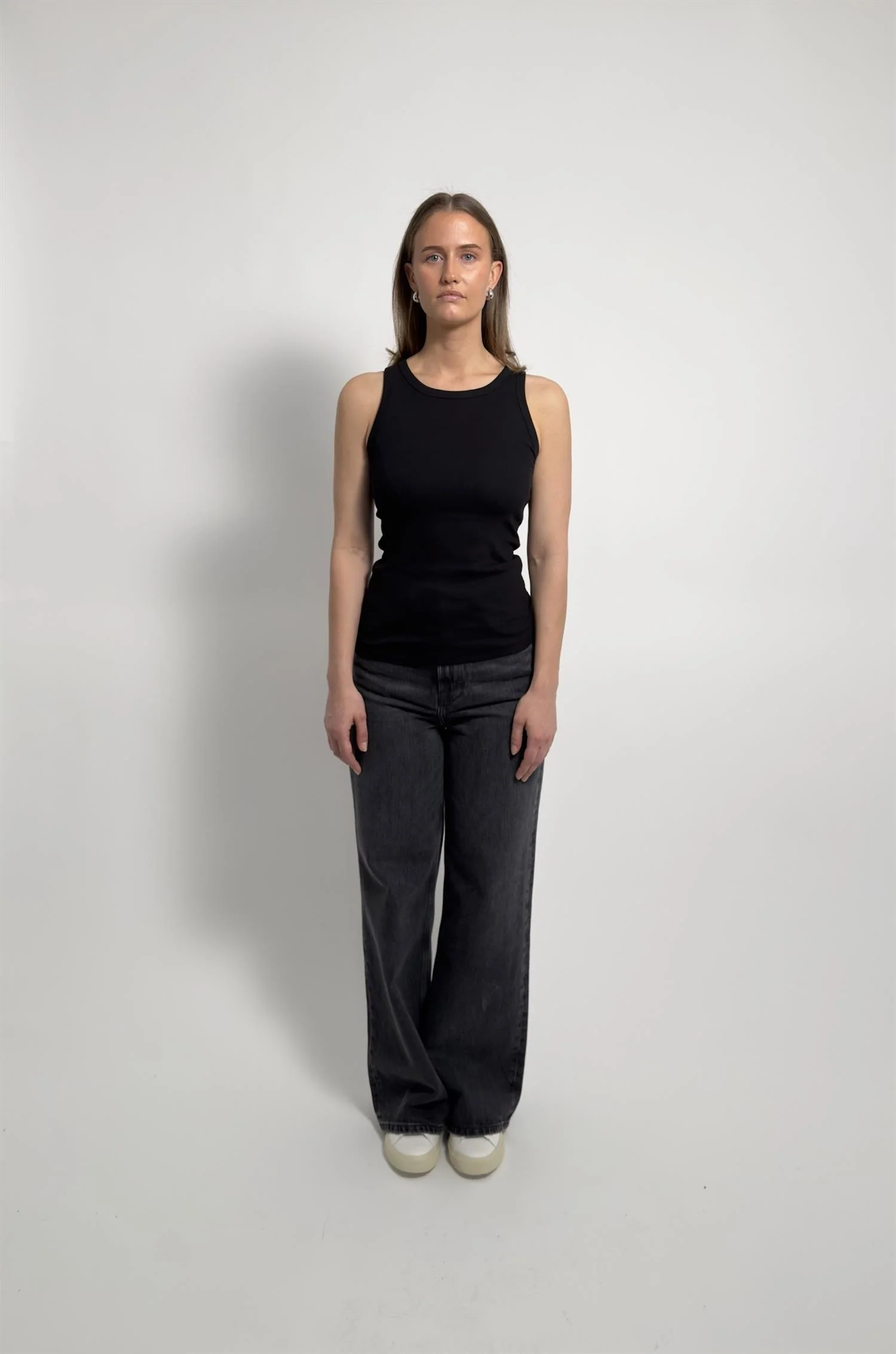 Alexo Tank  Black - Image 5