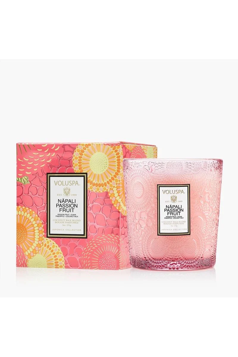 CLASSIC BOXED CANDLE Passion Fruit