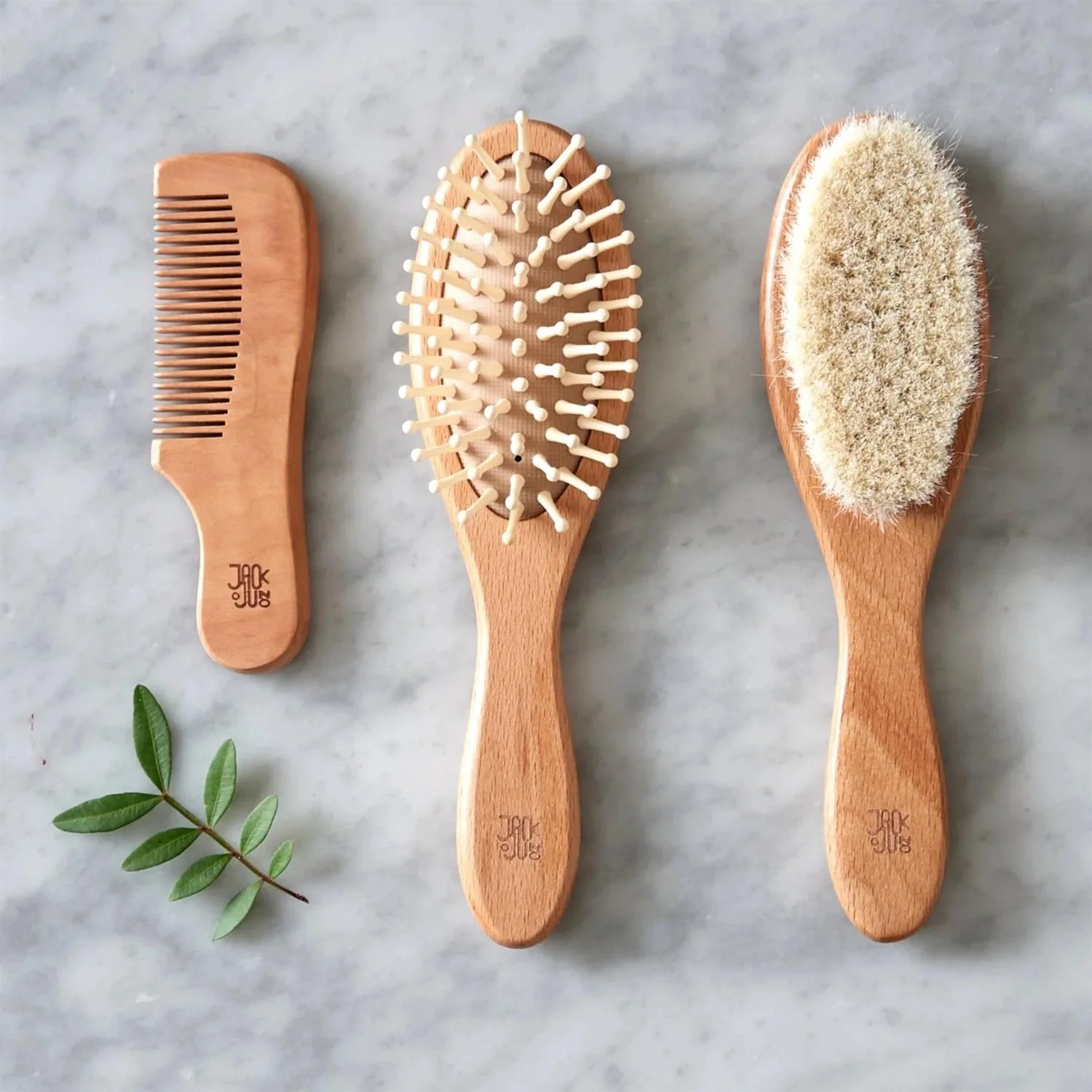 WOODEN HAIRBRUSH SET Natural - Image 2