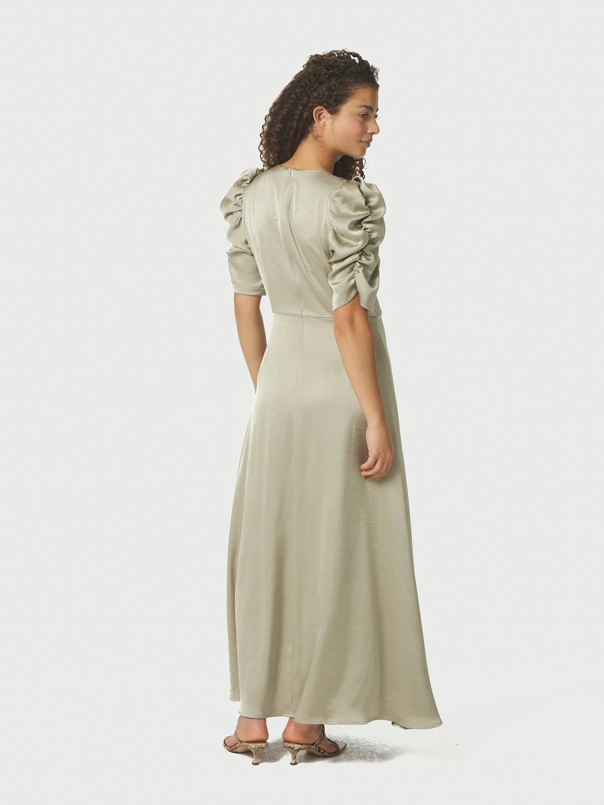 Benuti Solid Dress Light Green - Image 4