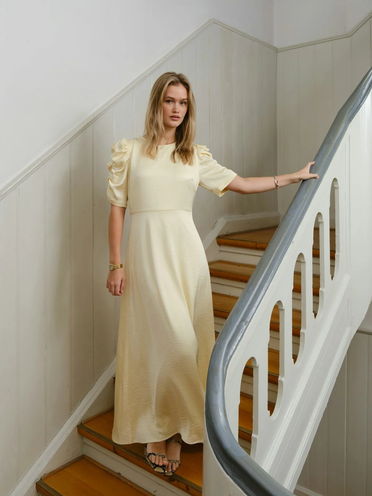 Benuti Solid Dress Light Yellow - Image 9