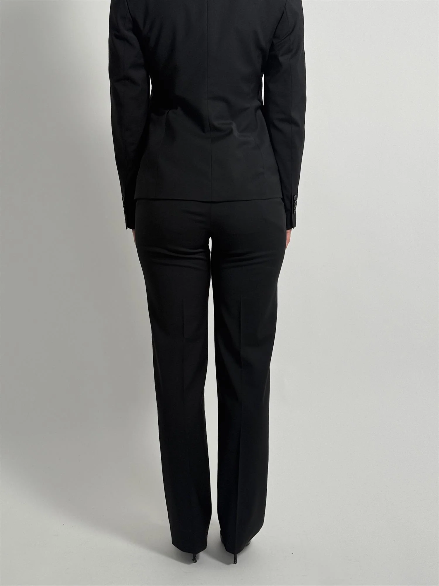 NOVE  Black - Image 6