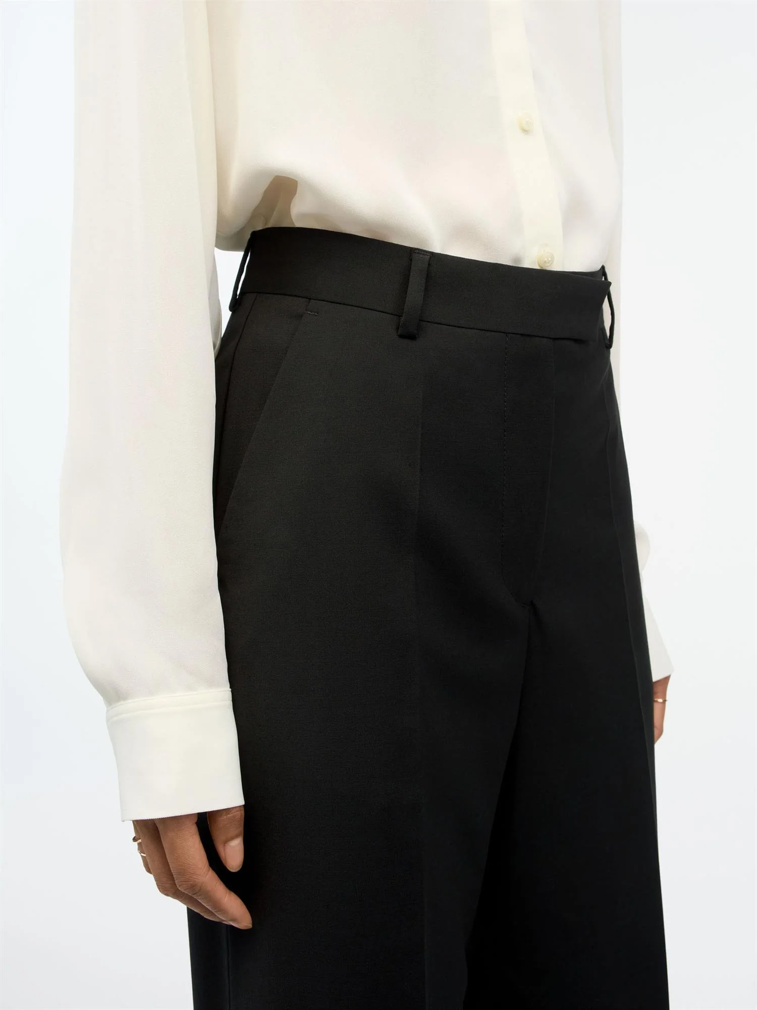 Irit  Black - Image 3