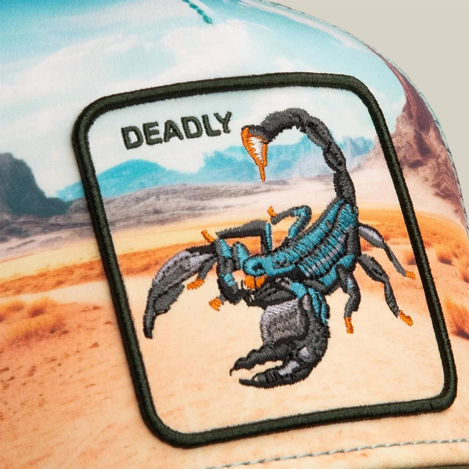 SCORPION IN THE ELEMENT Palm - Image 3