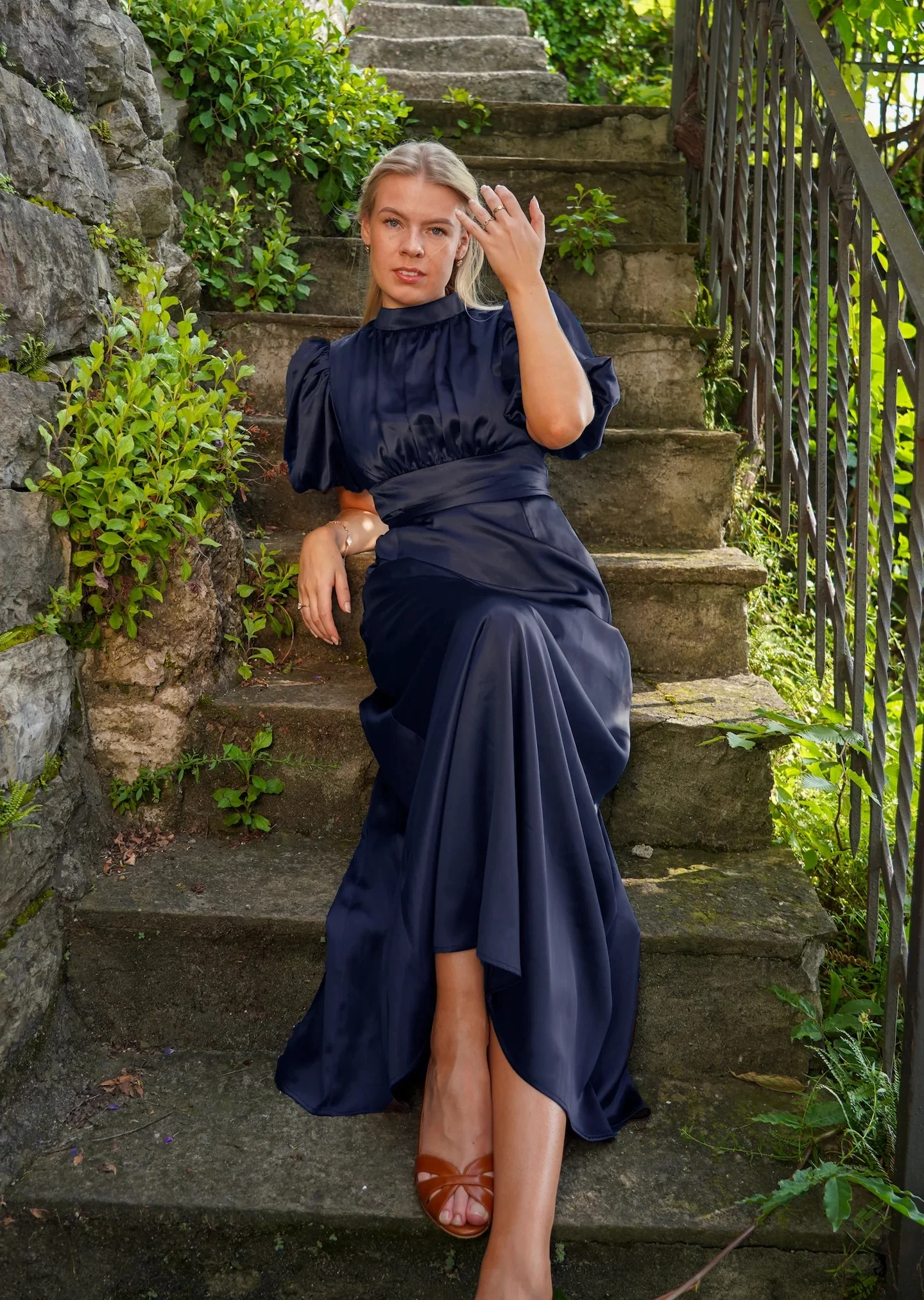 HOLLY KJOLE - LONG Navy - Image 3