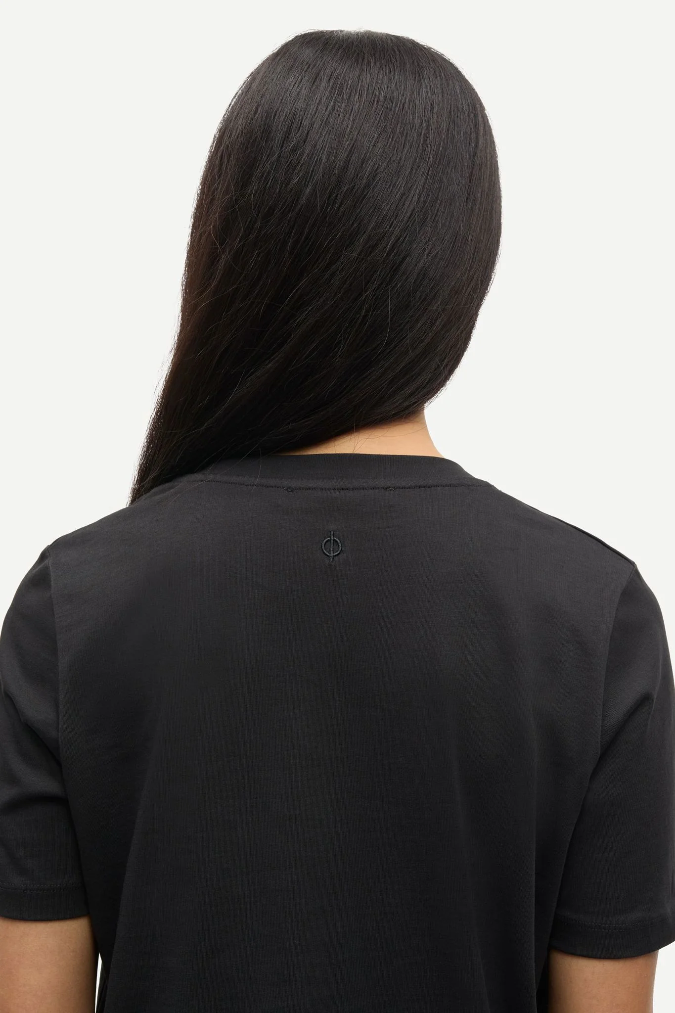 Sasade T-Shirt Black - Image 3