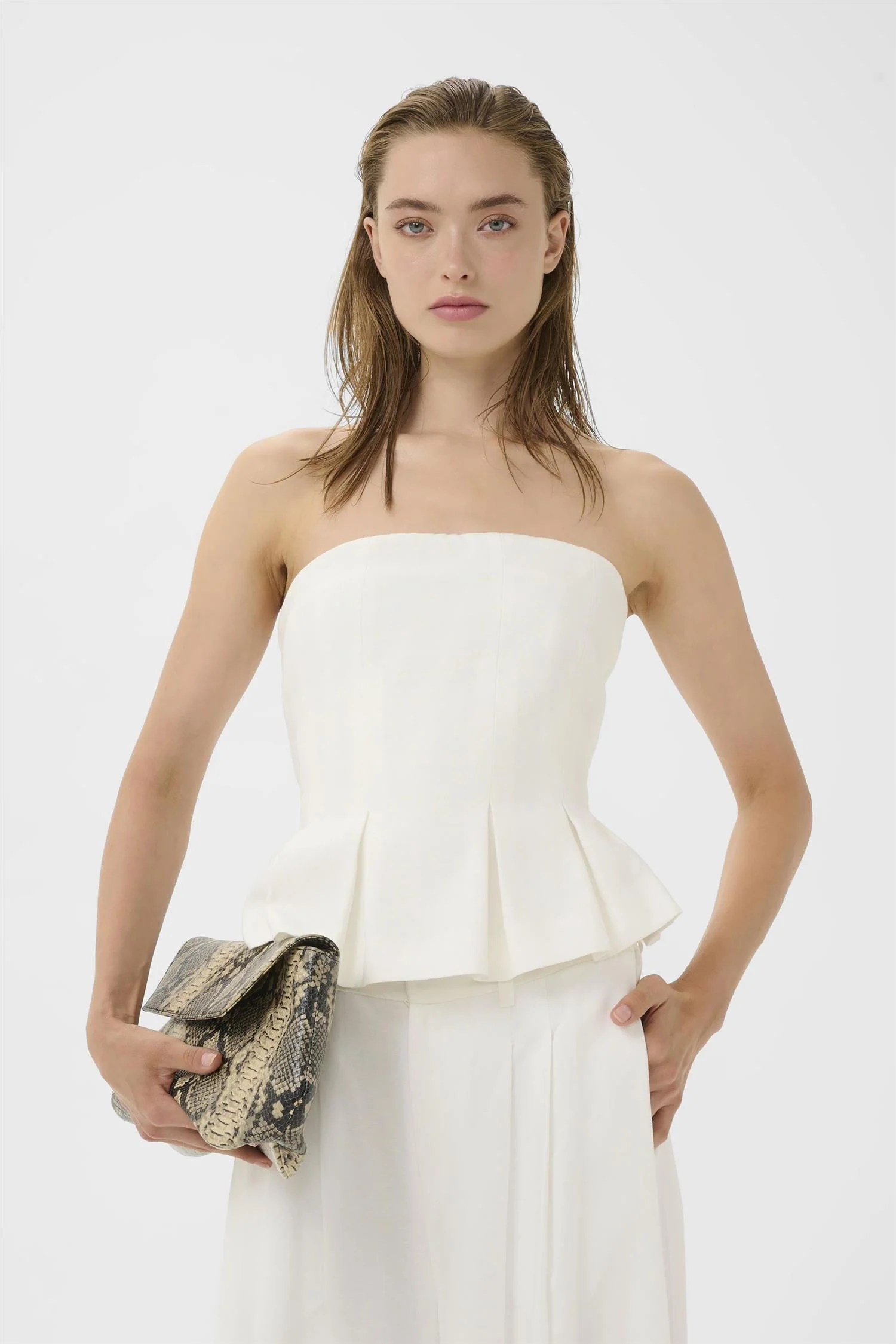 riava Corsage Bright White - Image 3