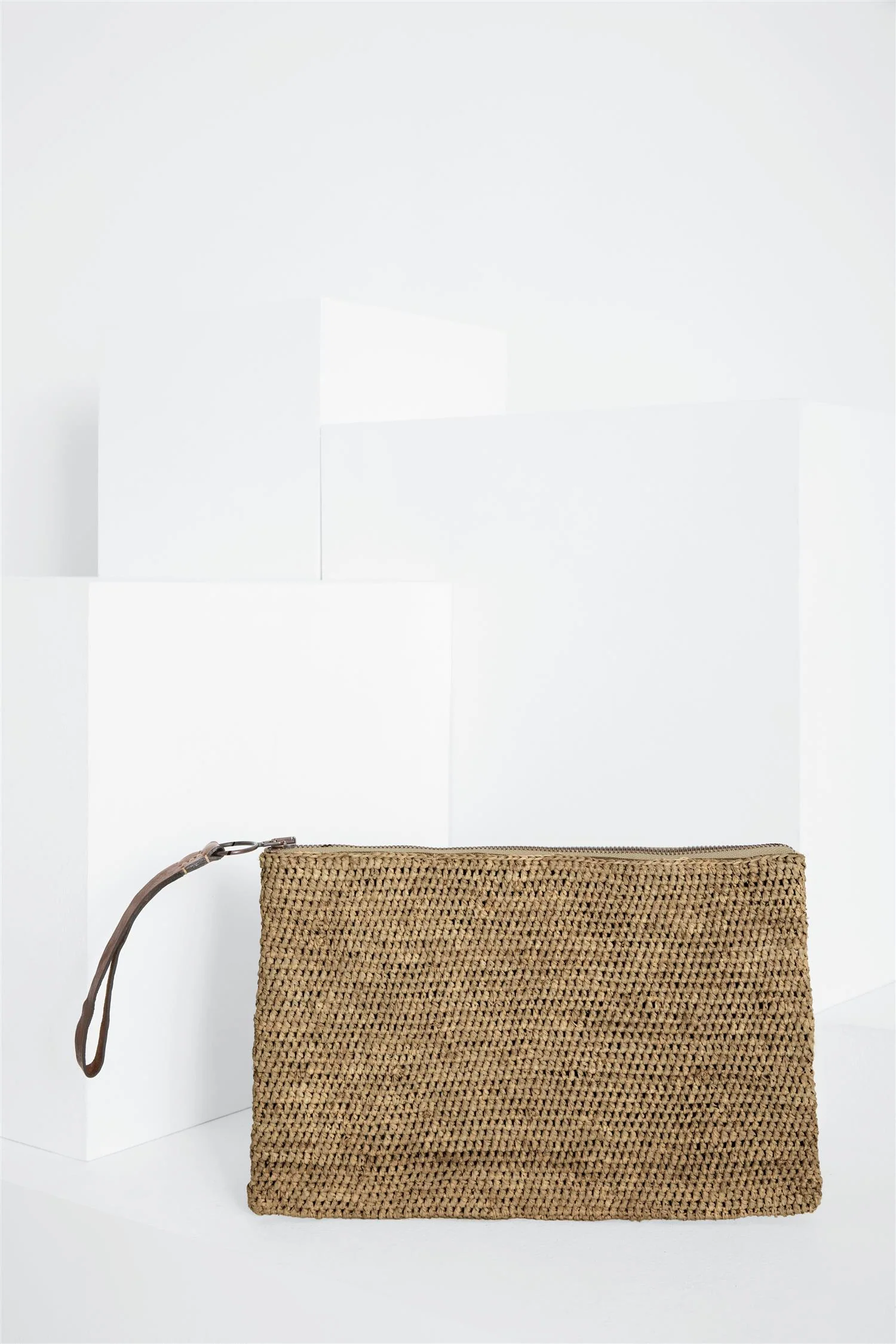 AMPY CLUTCH  Dark Tea