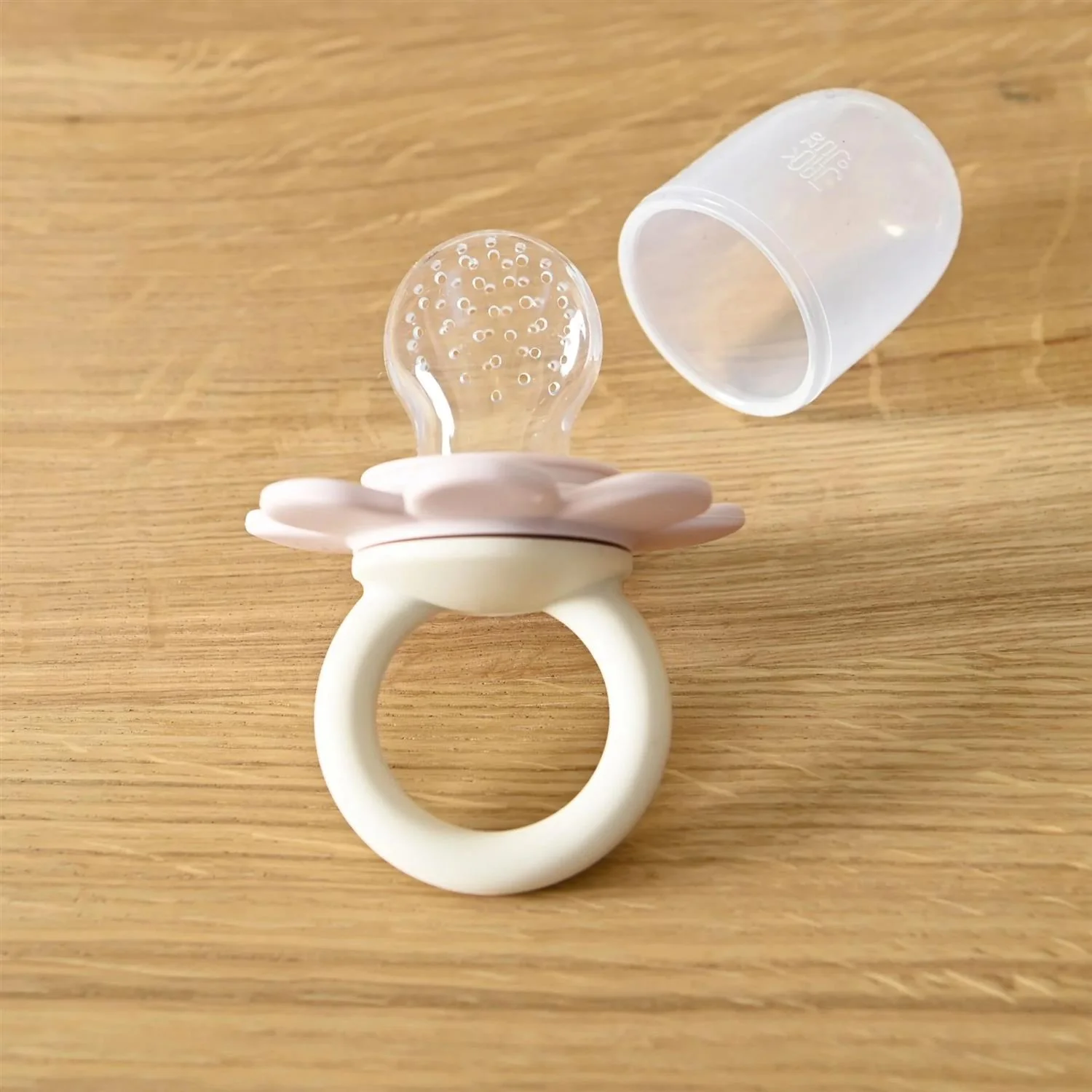 Poppy Fruit Feeder  Cream & Light Pink - Image 2