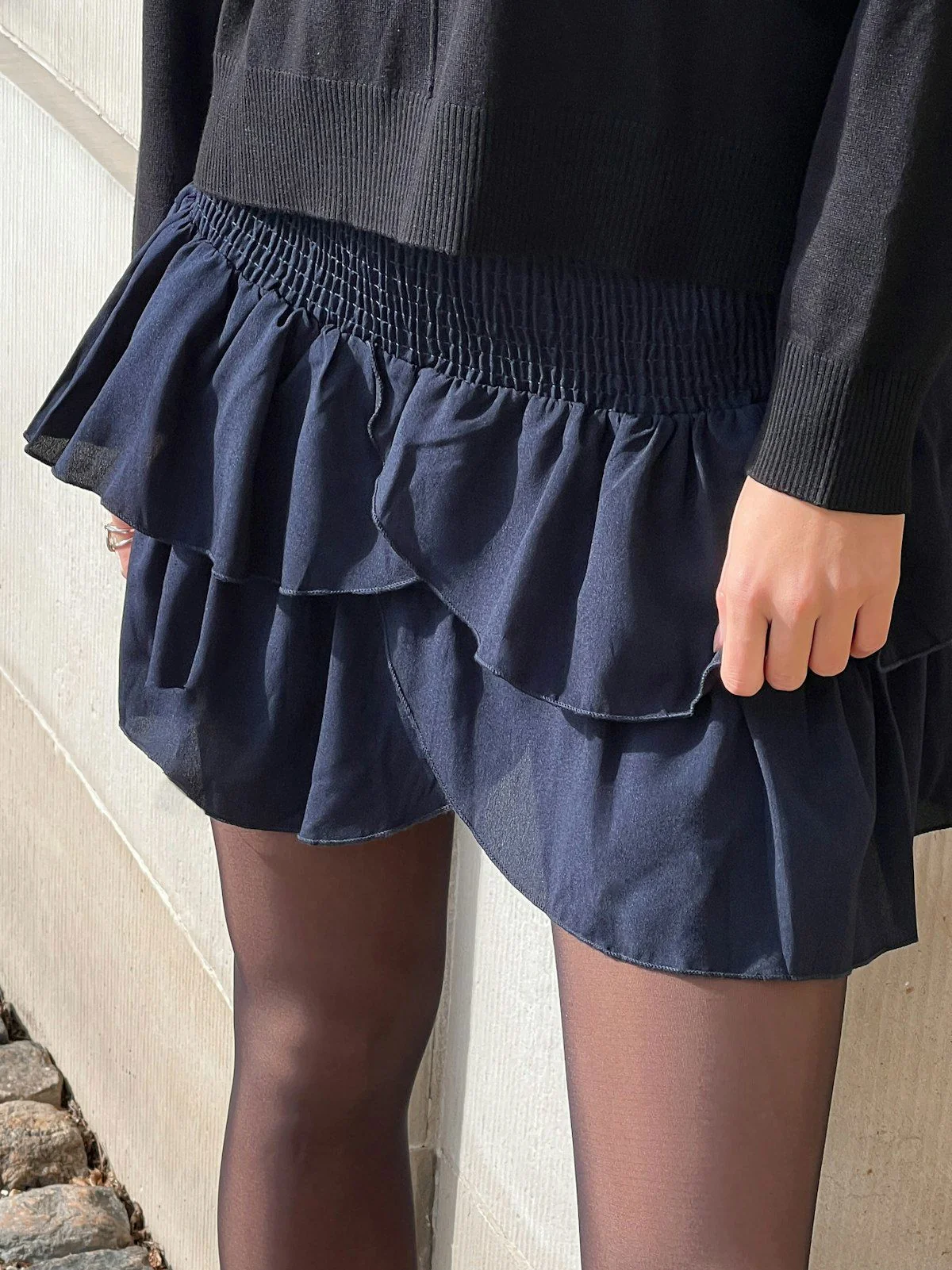 Carin R Skirt Navy - Image 5