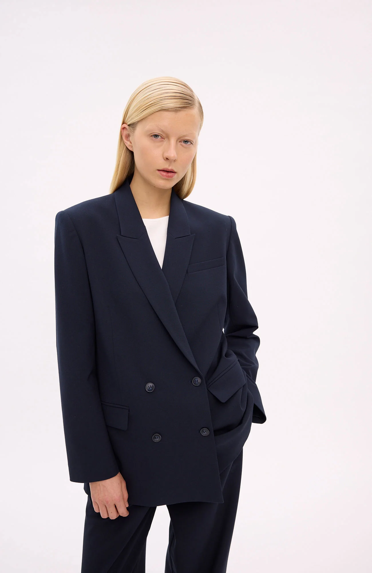 Fridafv 285 Navy - Image 8