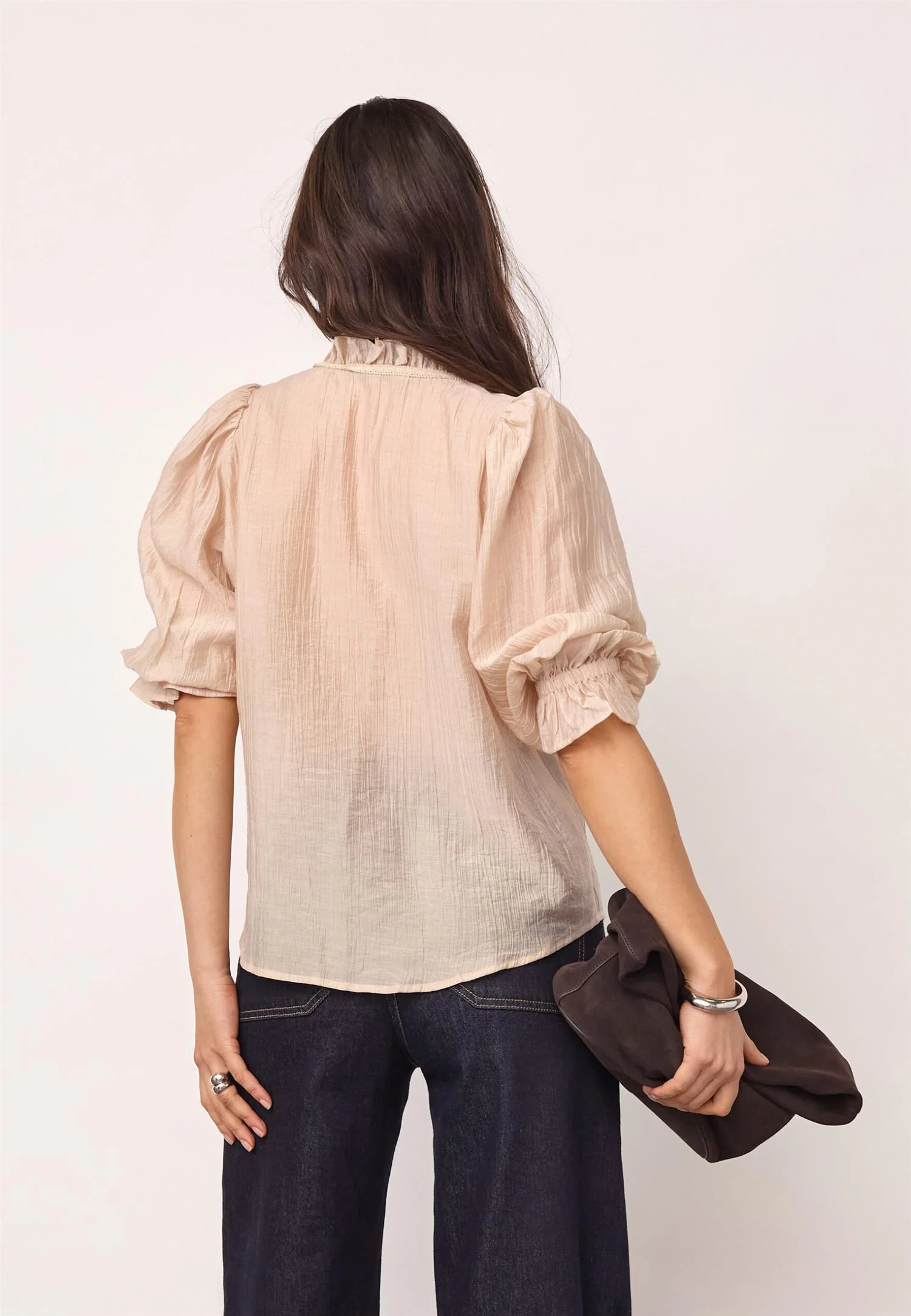 AviCC Lace SS V-Blouse Mink - Image 4