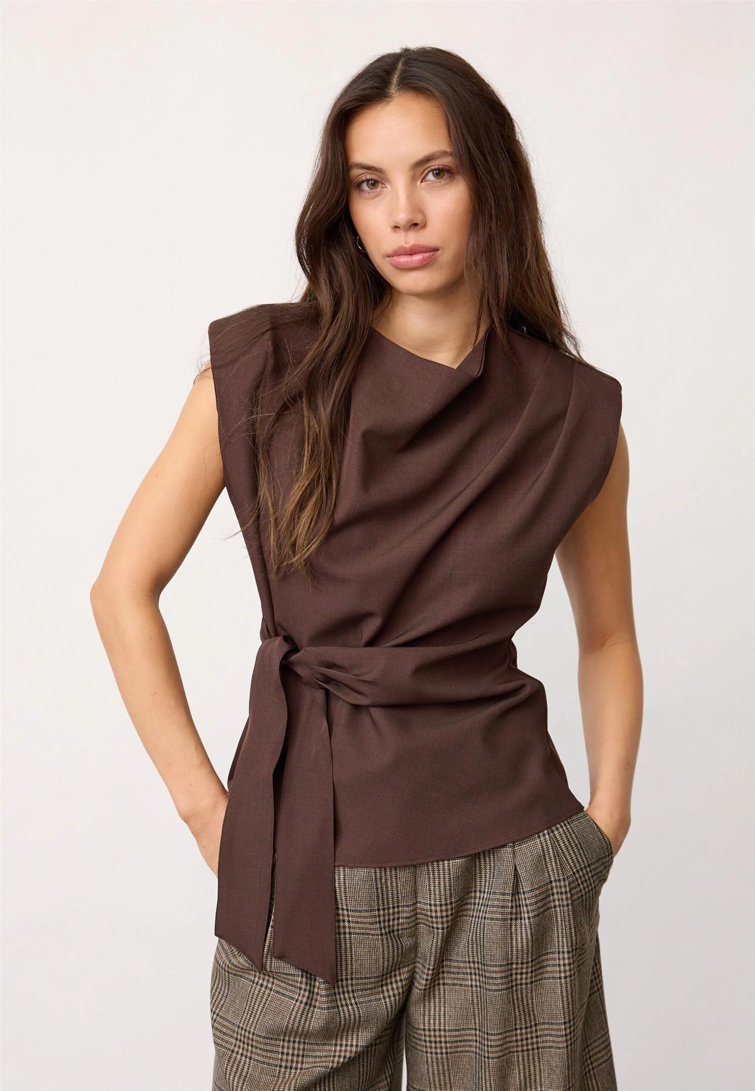 LunaCC Pleat Top  Dark Brown Melange - Image 3