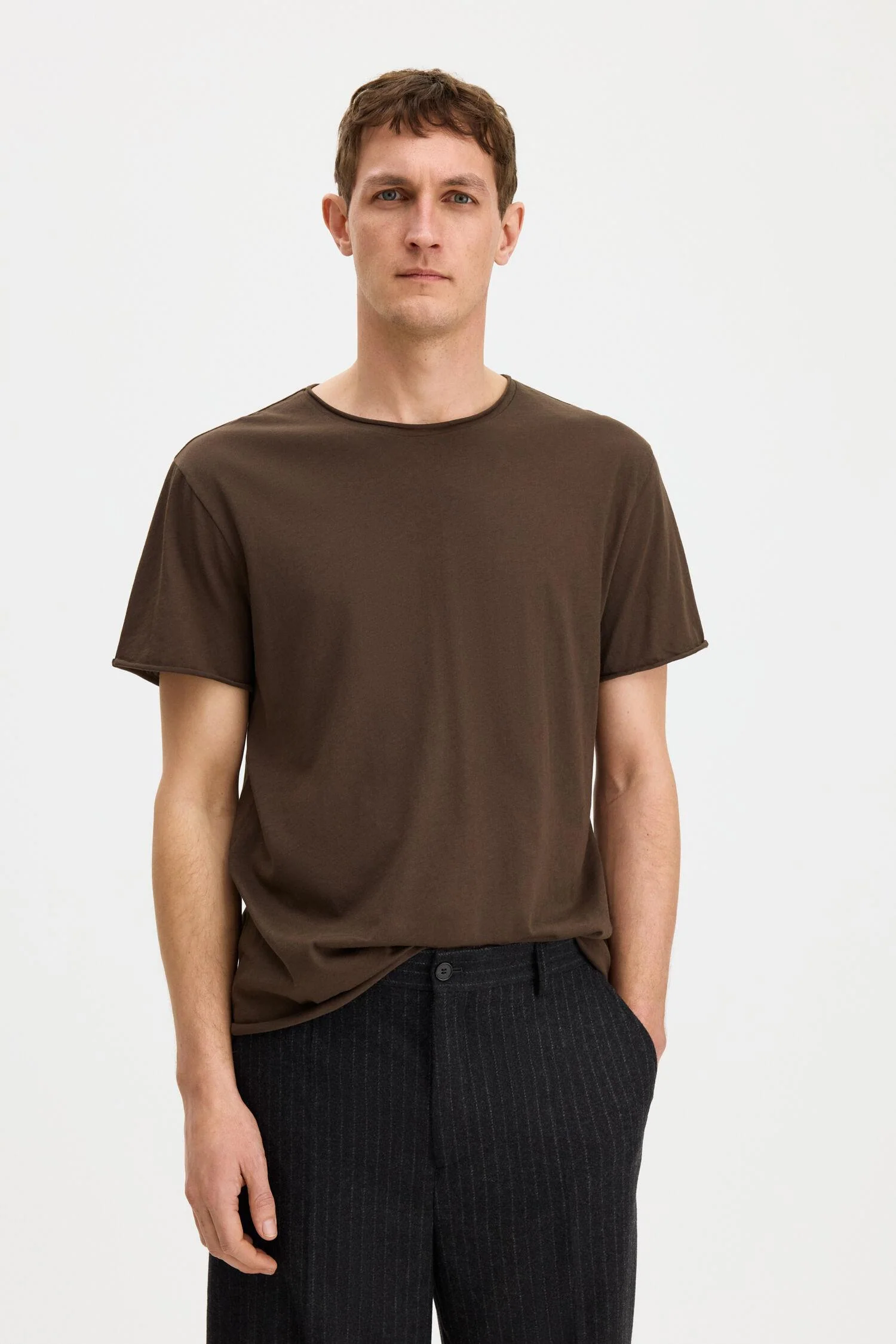 roll neck tee Golden Brown - Image 2