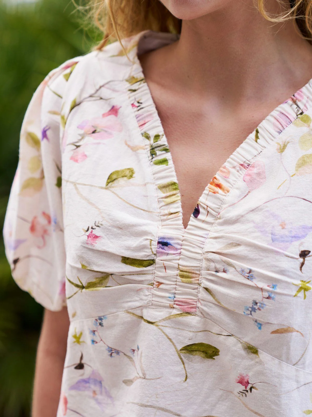 Irina Flower Blouse Off White - Image 2