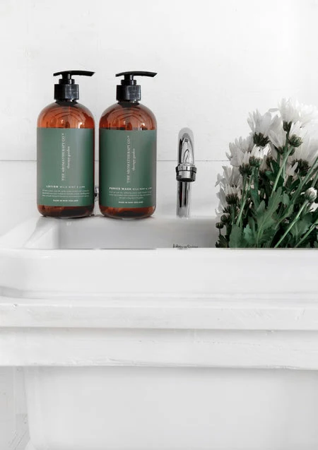THERAPY GARDEN HAND WASH 500 ML  Wild Mint/Lime - Image 3