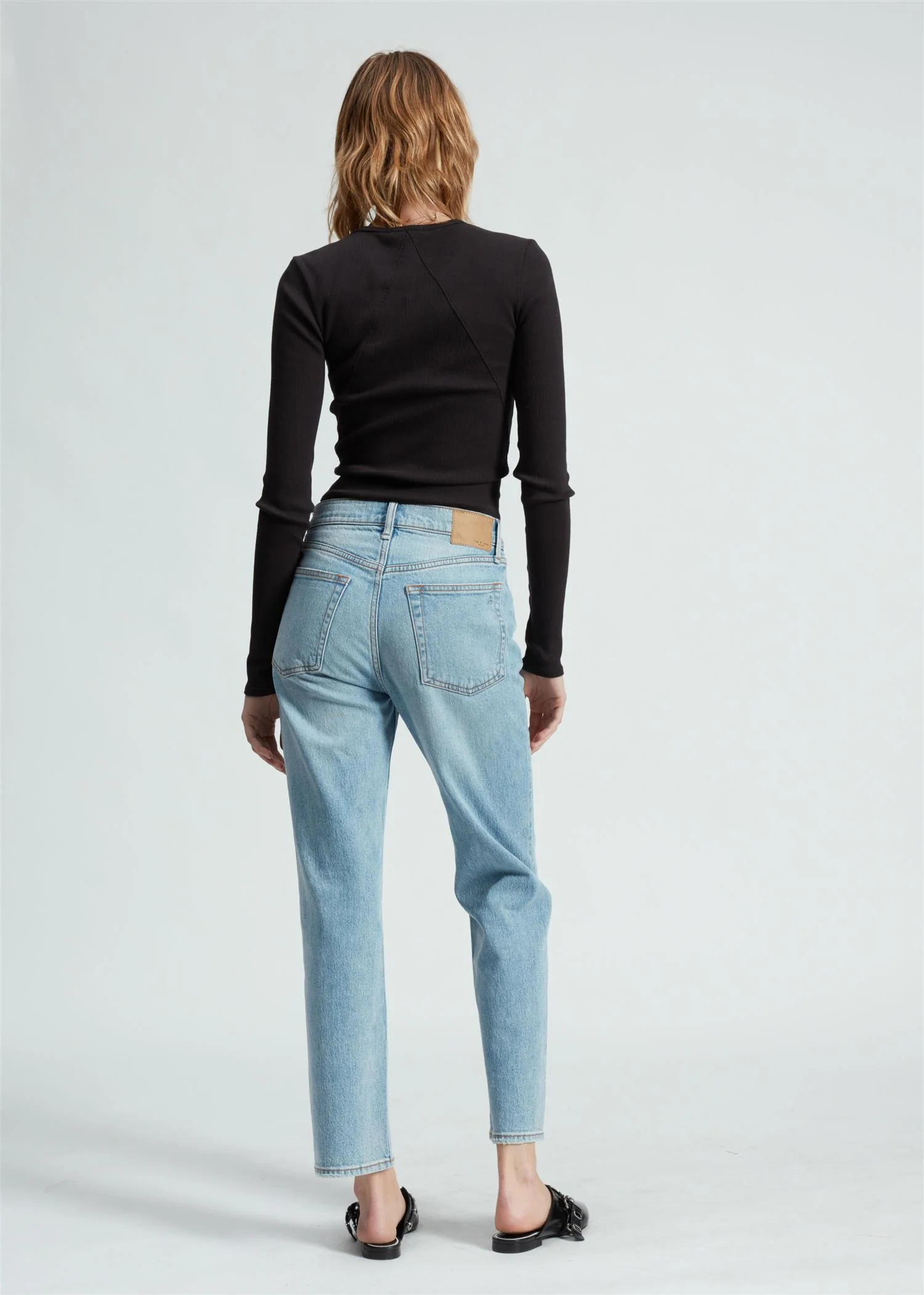HARLOW Lou1 - Image 4