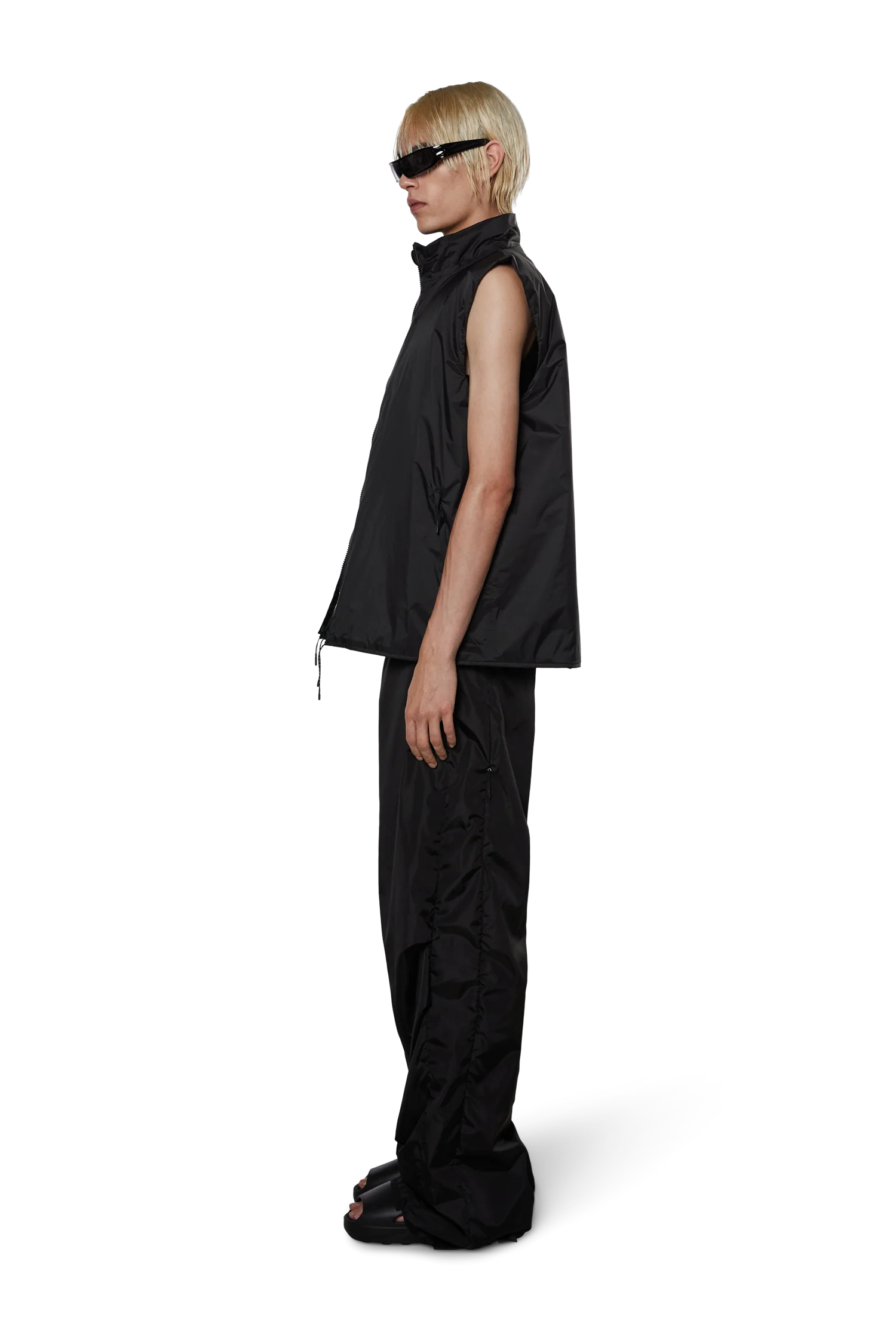 FUSE VEST Black - Image 6